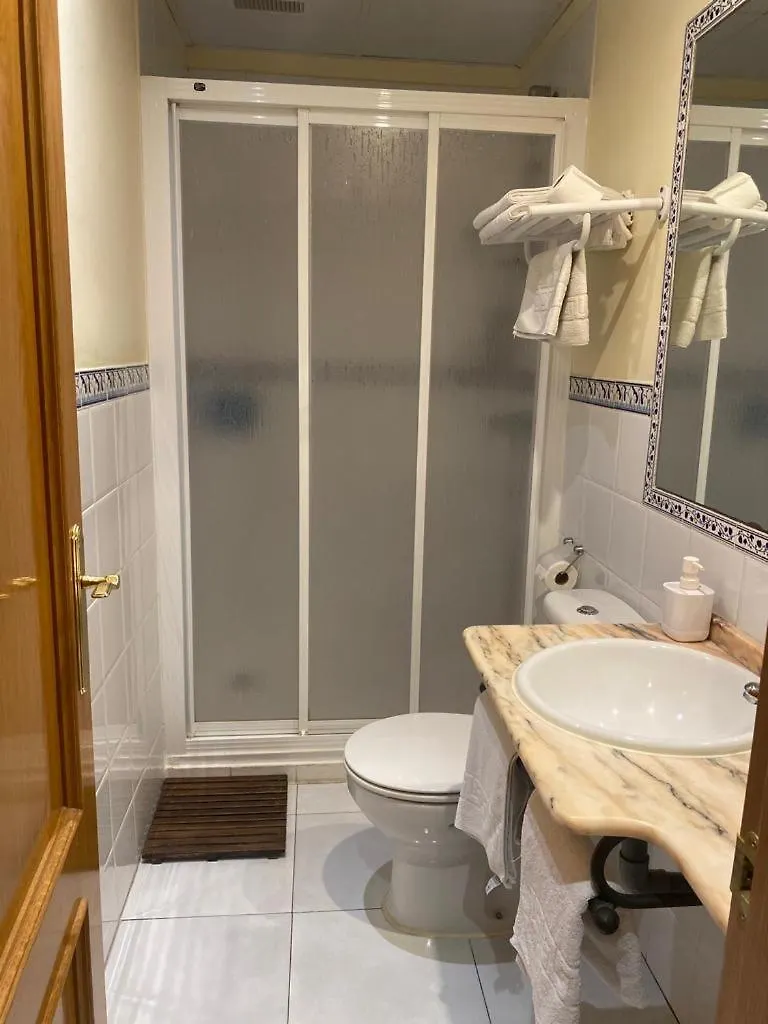 Apartamentos Maria Del Carmen Torremolinos